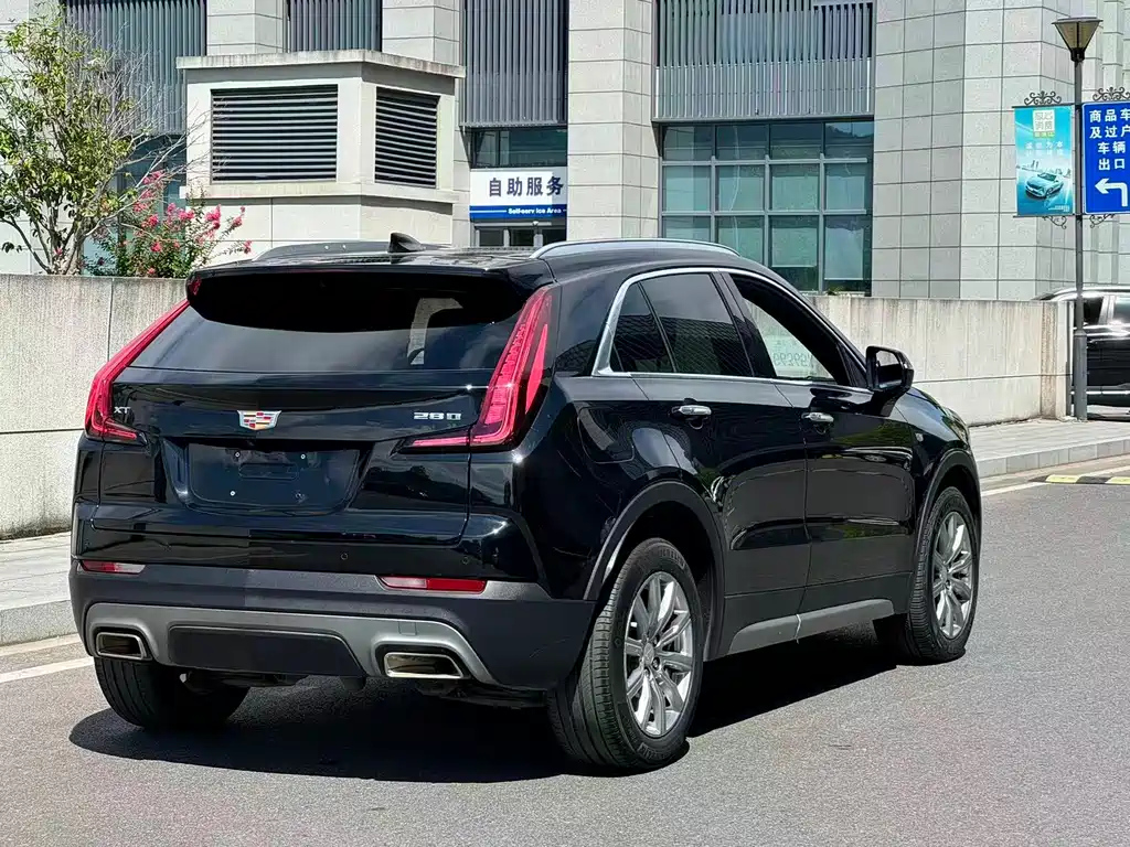 CADILLAC XT4 2020