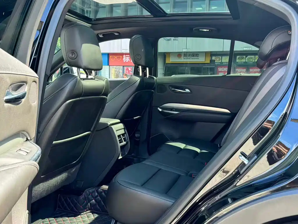 CADILLAC XT4 2020