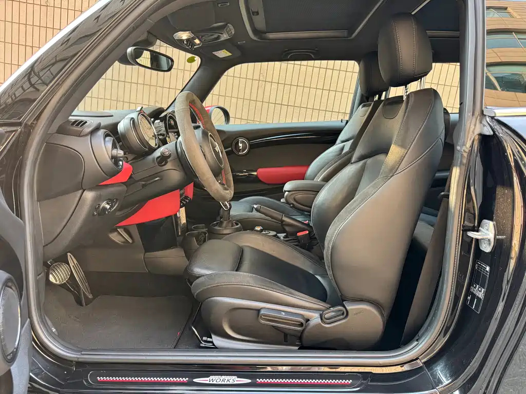MINI JCW 2020