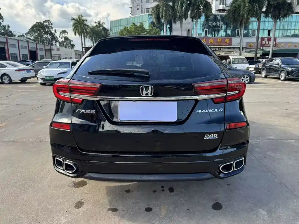 HONDA AVANCIER 2020