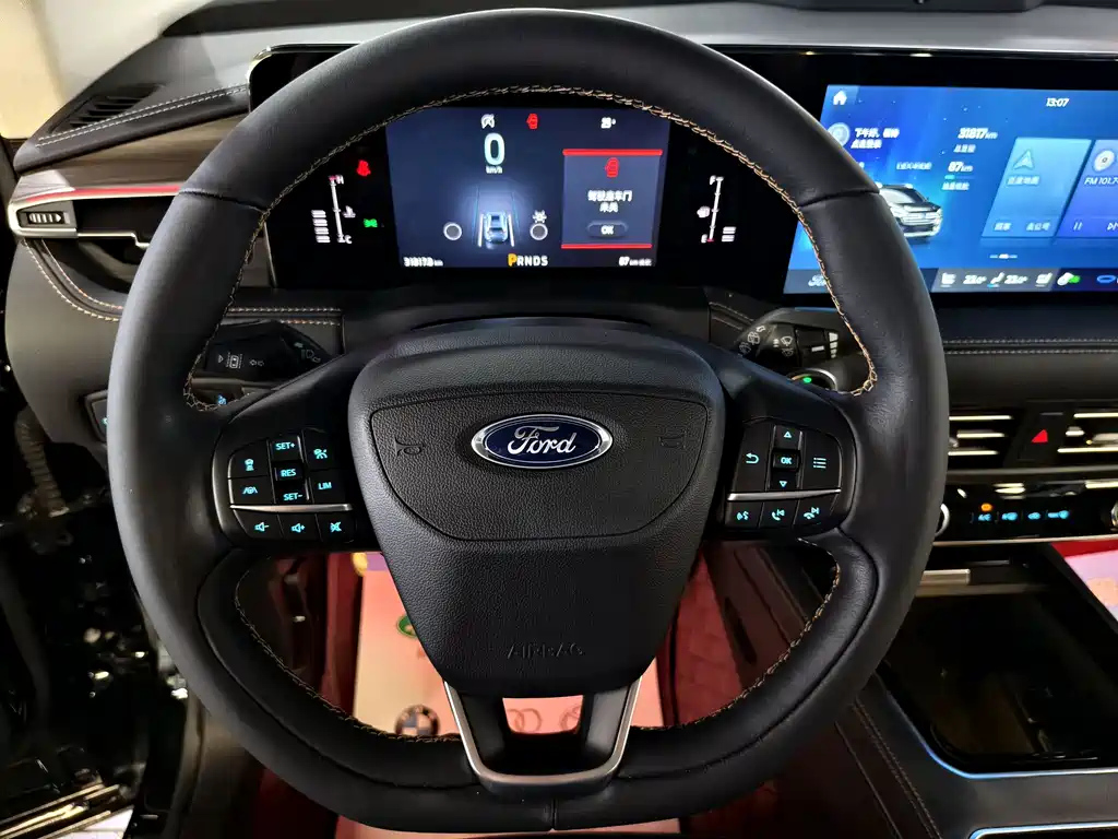 FORD EDGE 2021
