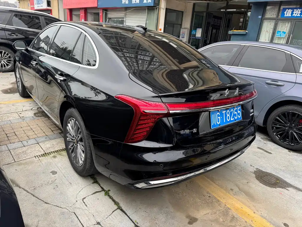 HONGQI H5 2023