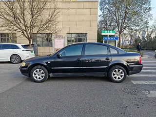 VOLKSWAGEN PASSAT 2008