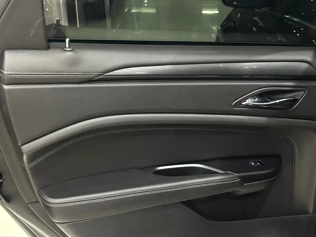 CADILLAC SRX 2014