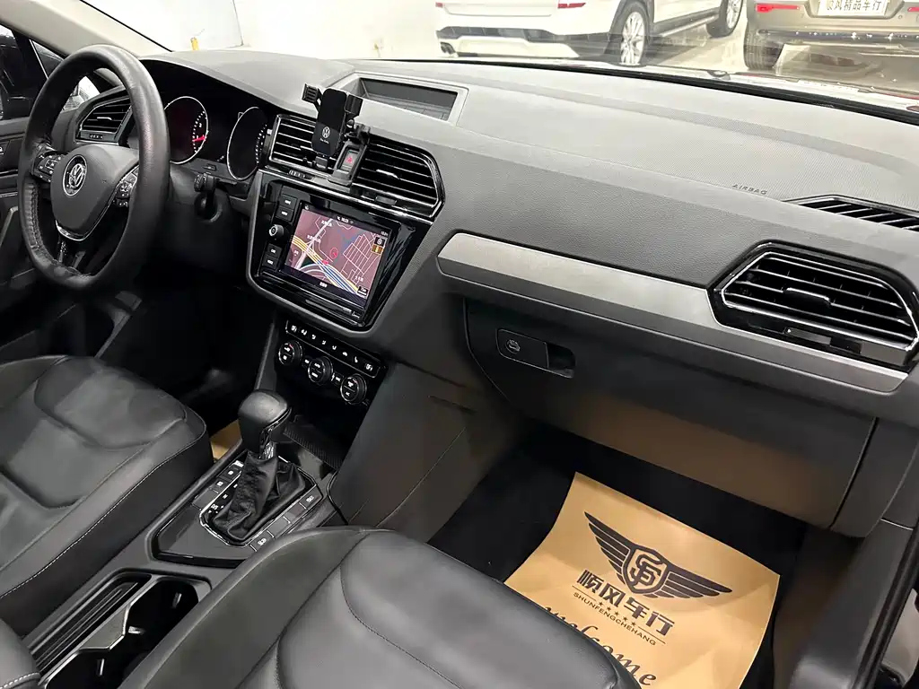 VOLKSWAGEN TIGUAN L 2018