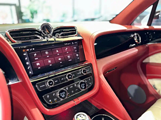 BENTLEY BENTAYGA 2023 YEAR 4.0T V8 ELEGANT EDITION 2023