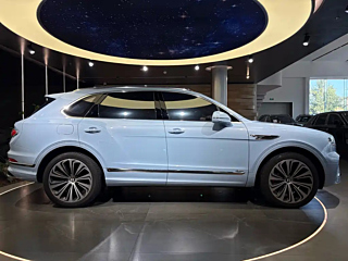 BENTLEY BENTAYGA 2023 YEAR 4.0T V8 ELEGANT EDITION 2023