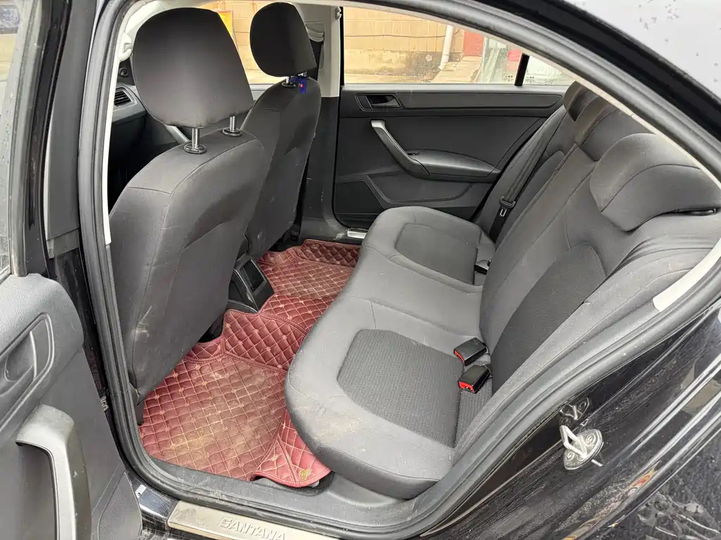 VOLKSWAGEN SANTANA 2016