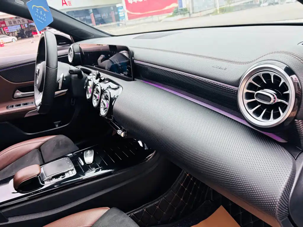 MERCEDES BENZ A-CLASS 2019