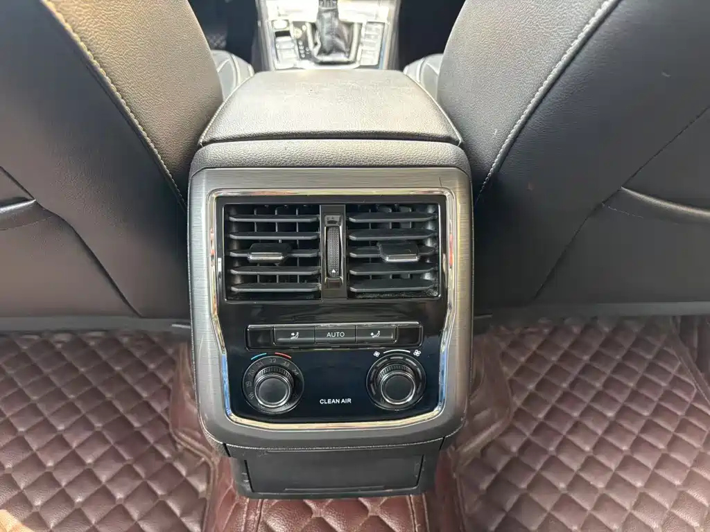 VOLKSWAGEN PASSAT 2017