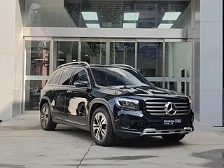MERCEDES BENZ GLB 2024