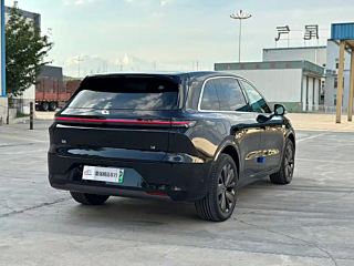 LI AUTO L6  2025 YEAR PRO INTELLIGENT  EDITION 2025