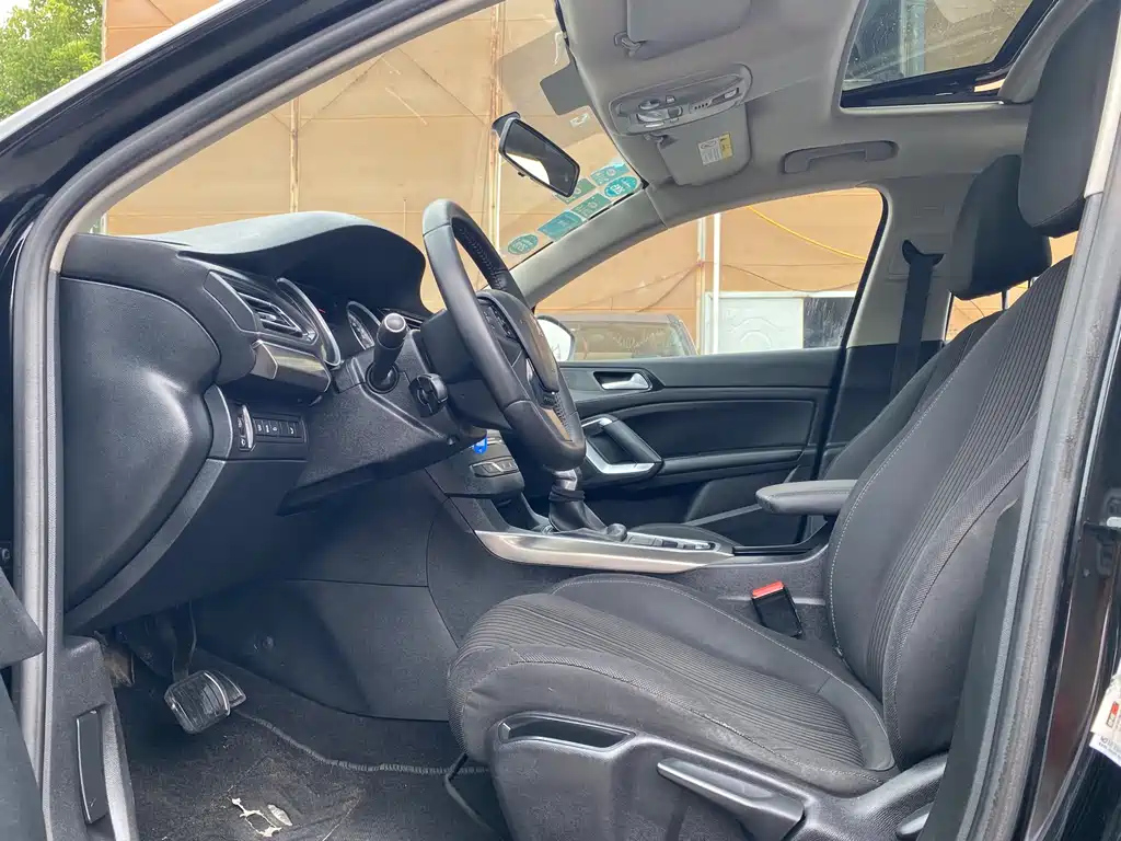 PEUGEOT 408 2014
