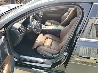 VOLVO S90  2025 YEAR B5  DELUXE EDITION 2025
