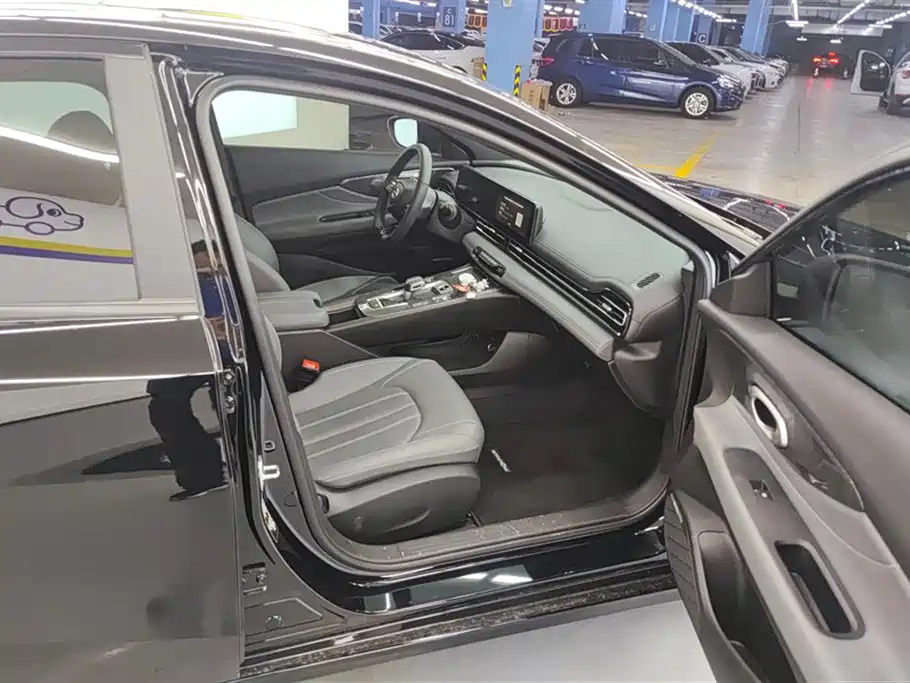 TRUMPCHI EMPOW 2025