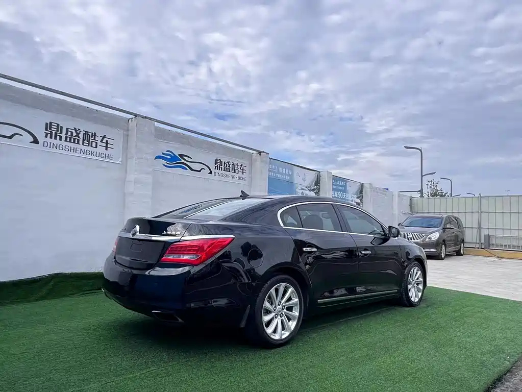 BUICK LACROSSE 2013