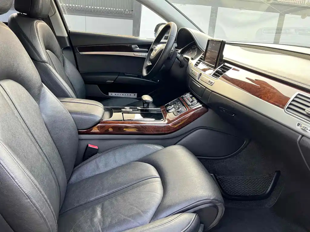 AUDI A8 2014