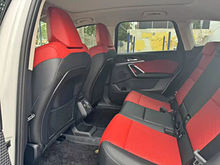 BMW IX1  2023 YEAR EDRIVE25L M SPORTS SUIT 2023