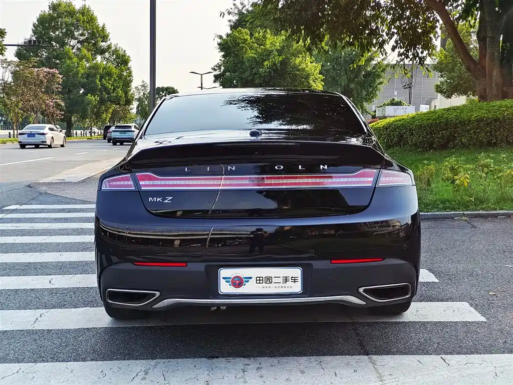 LINCOLN MKZ 2019