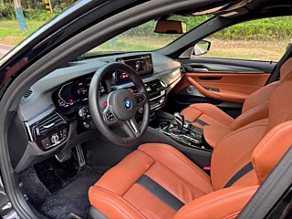 BMW M5  2021 YEAR M5 2021