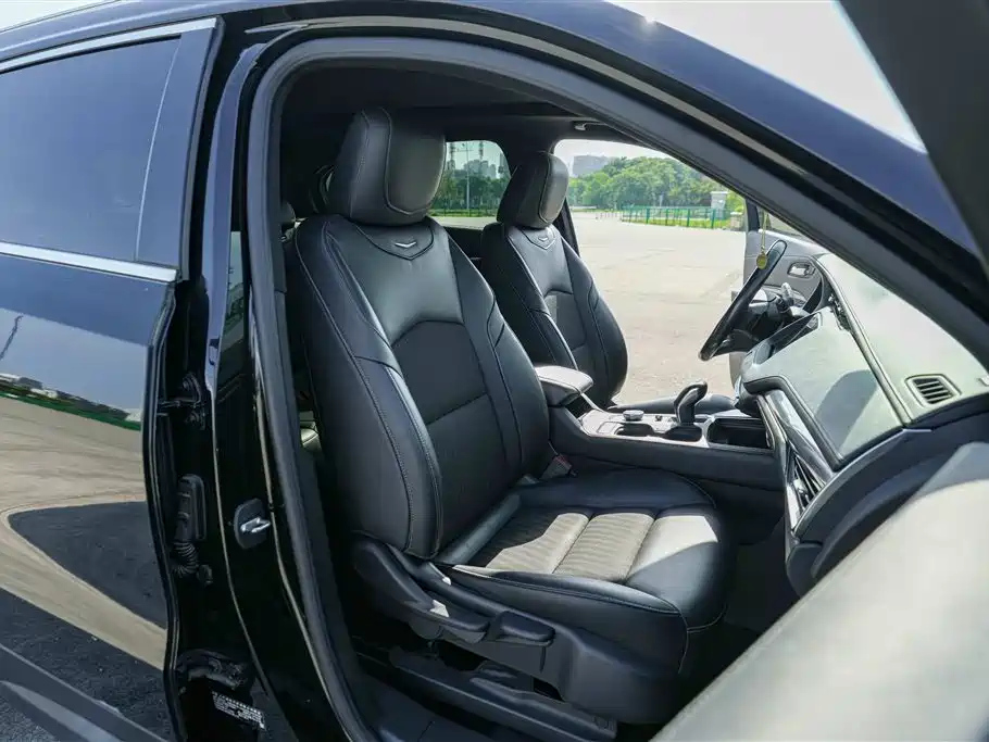 CADILLAC XT4 2019