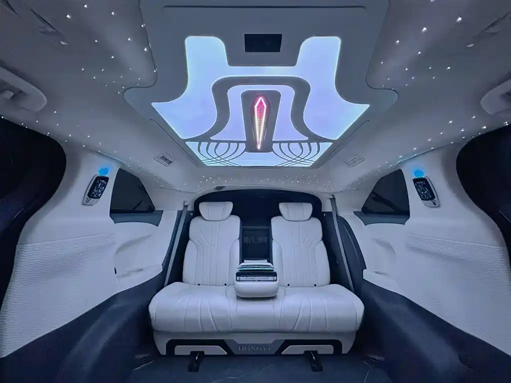 TOYOTA SIENNA SIENNA 2024