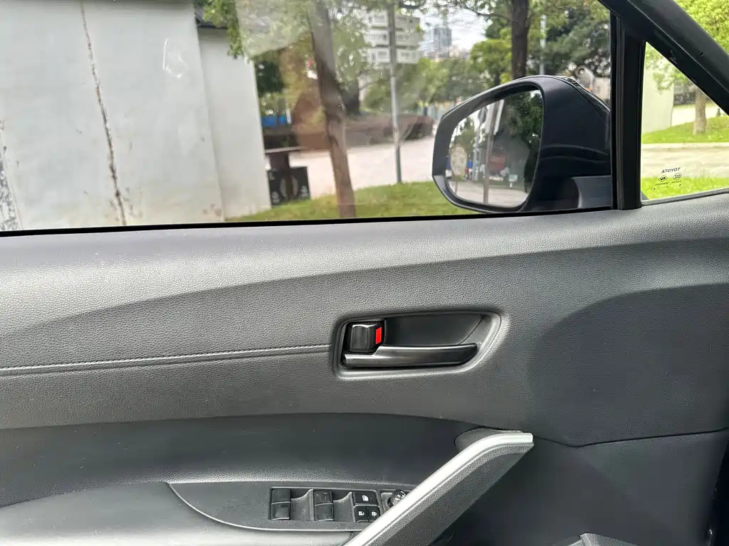 TOYOTA FRONTLANDER 2023