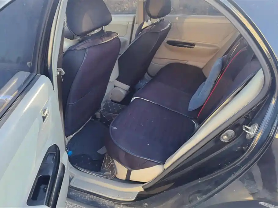 GEELY AUTO VISION 2013