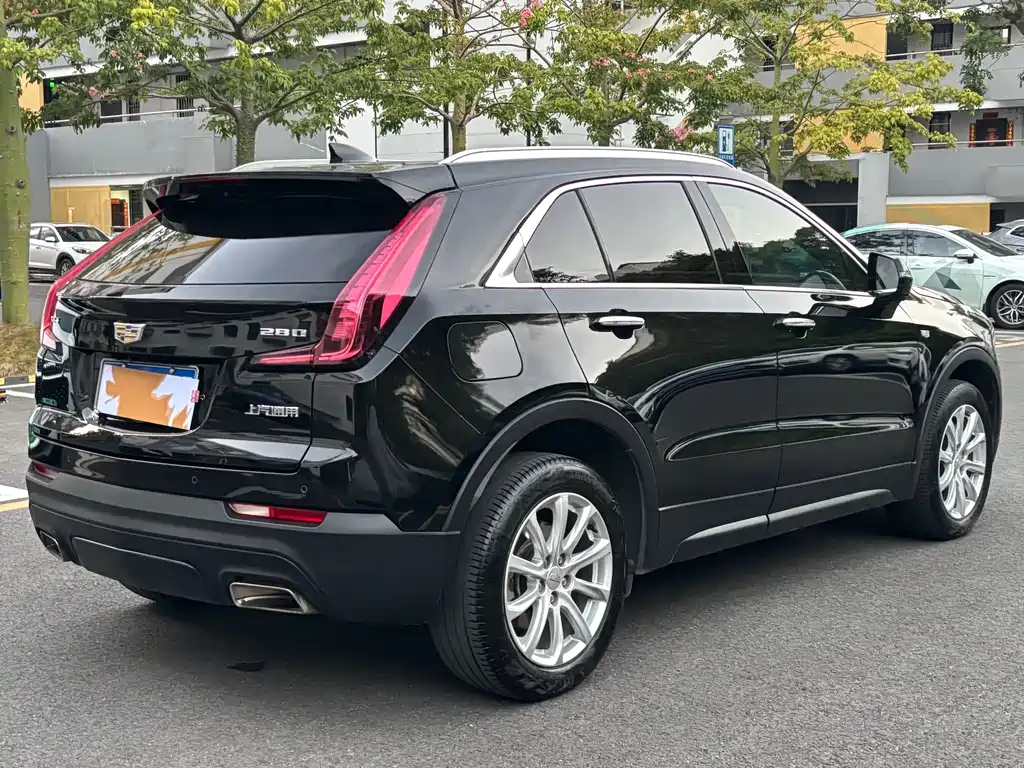 CADILLAC XT4 2018