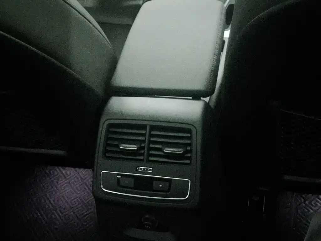AUDI A4 IMPORT 2021
