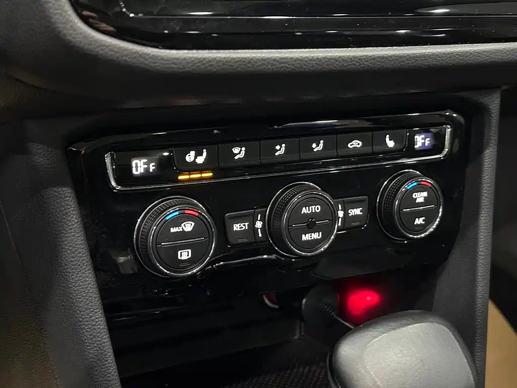 VOLKSWAGEN TIGUAN L 2018