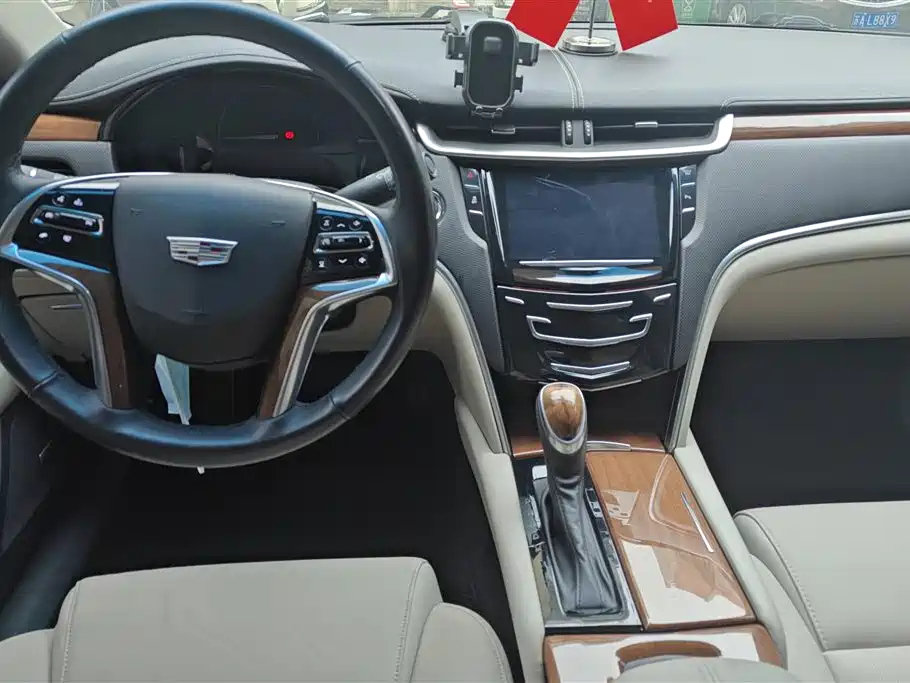 CADILLAC XTS 2018