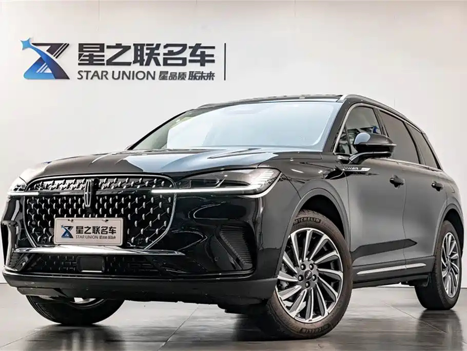 LINCOLN ADVENTURER 2025