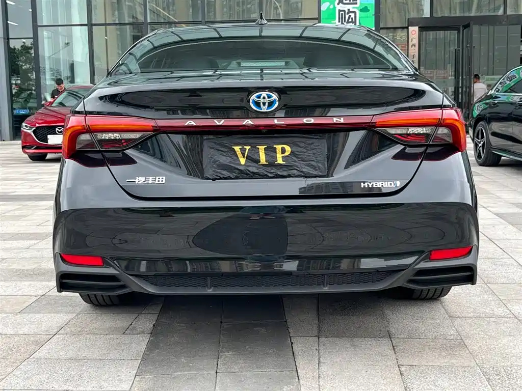TOYOTA AVALON 2023