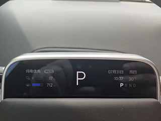 LI AUTO L6  2024 YEAR MAX 2024