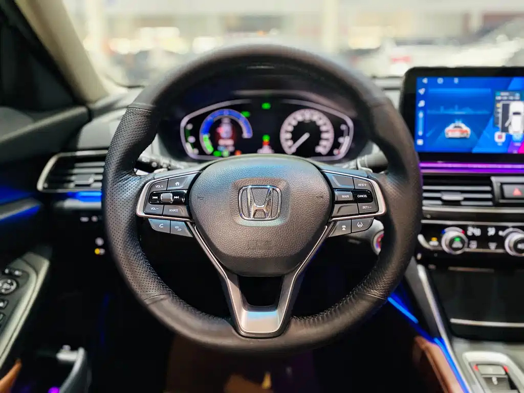 HONDA INSPIRE 2019