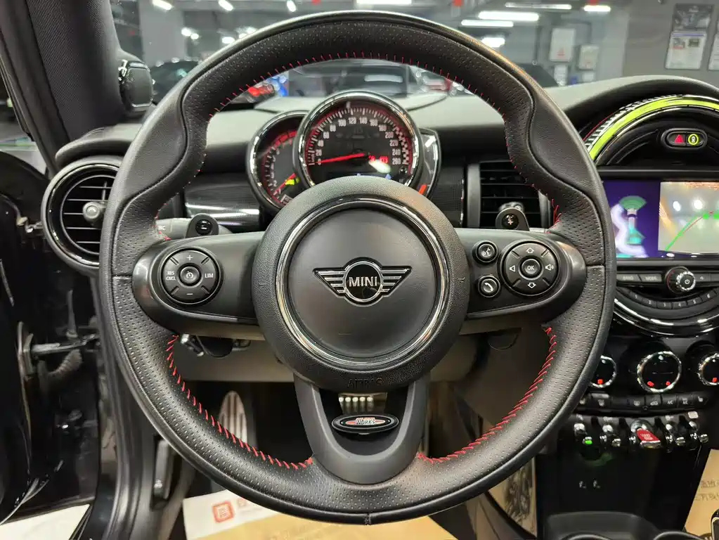 MINI JCW 2019