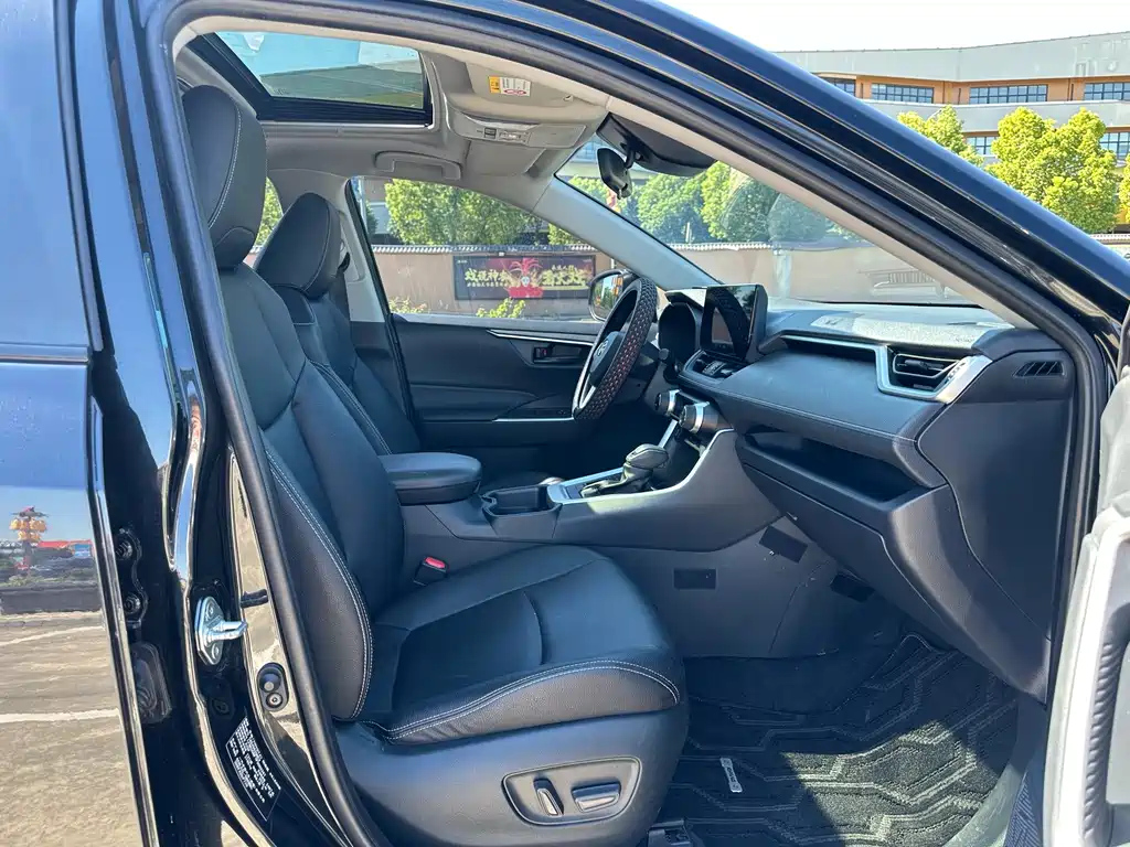 TOYOTA RAV4 RONGFANG 2024