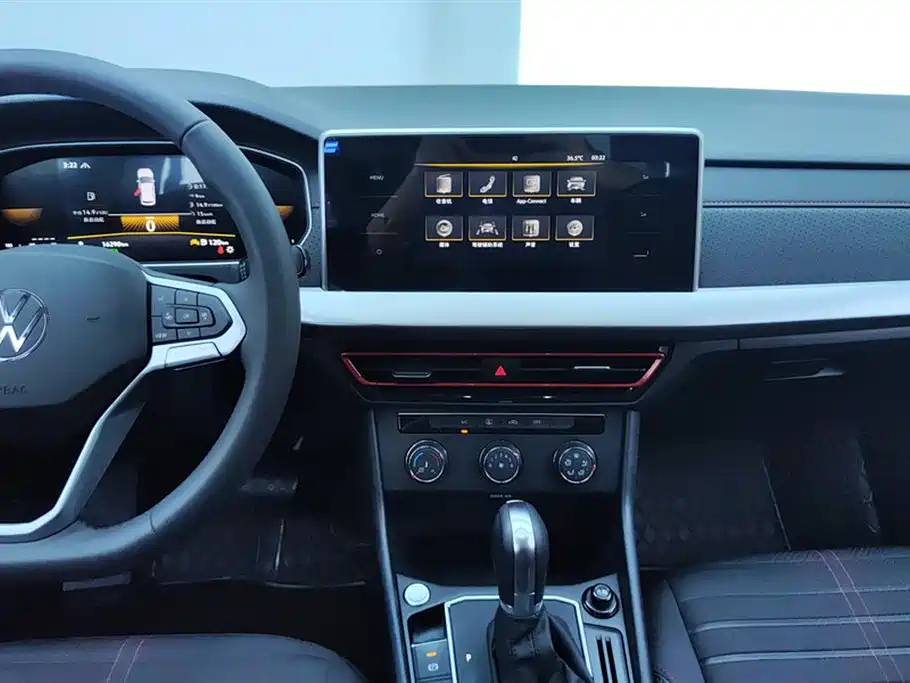 VOLKSWAGEN LAVIDA 2024