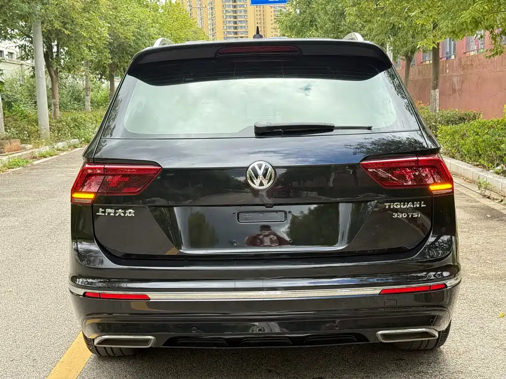 VOLKSWAGEN TIGUAN L 2019