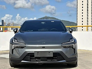 POLESTAR 4  2024