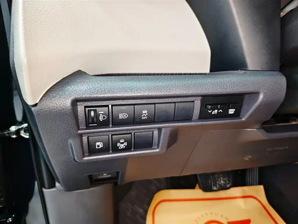 TOYOTA SIENNA SIENNA 2023