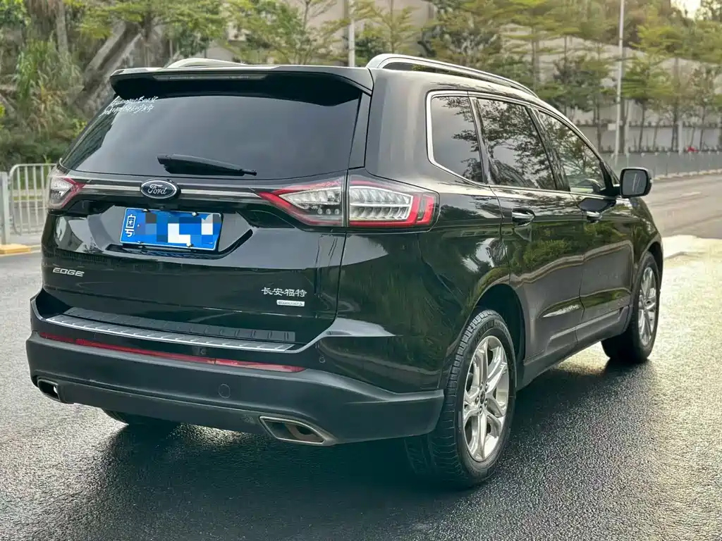 FORD EDGE 2018