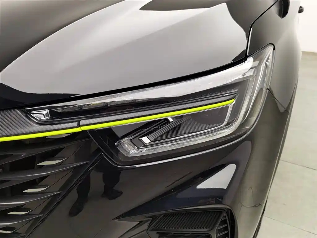 ROEWE RX5 2022