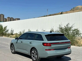 BAO JUN VALLI  2021 YEAR 1.5T  CVT LUXURY 2021