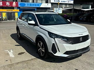 Заказать PEUGEOT 5008