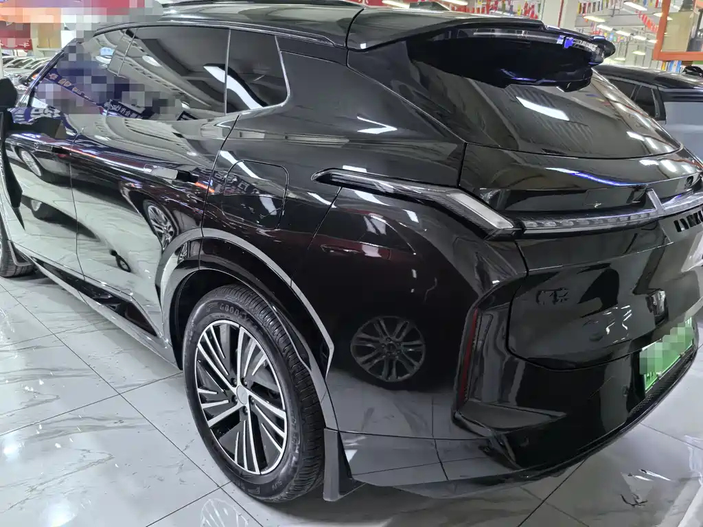 LYNK&CO 08 NEW ENERGY 2025