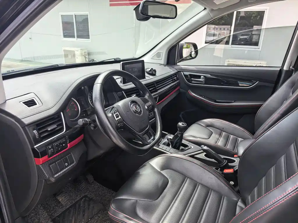DONGFENG FORTHING SX6 2019