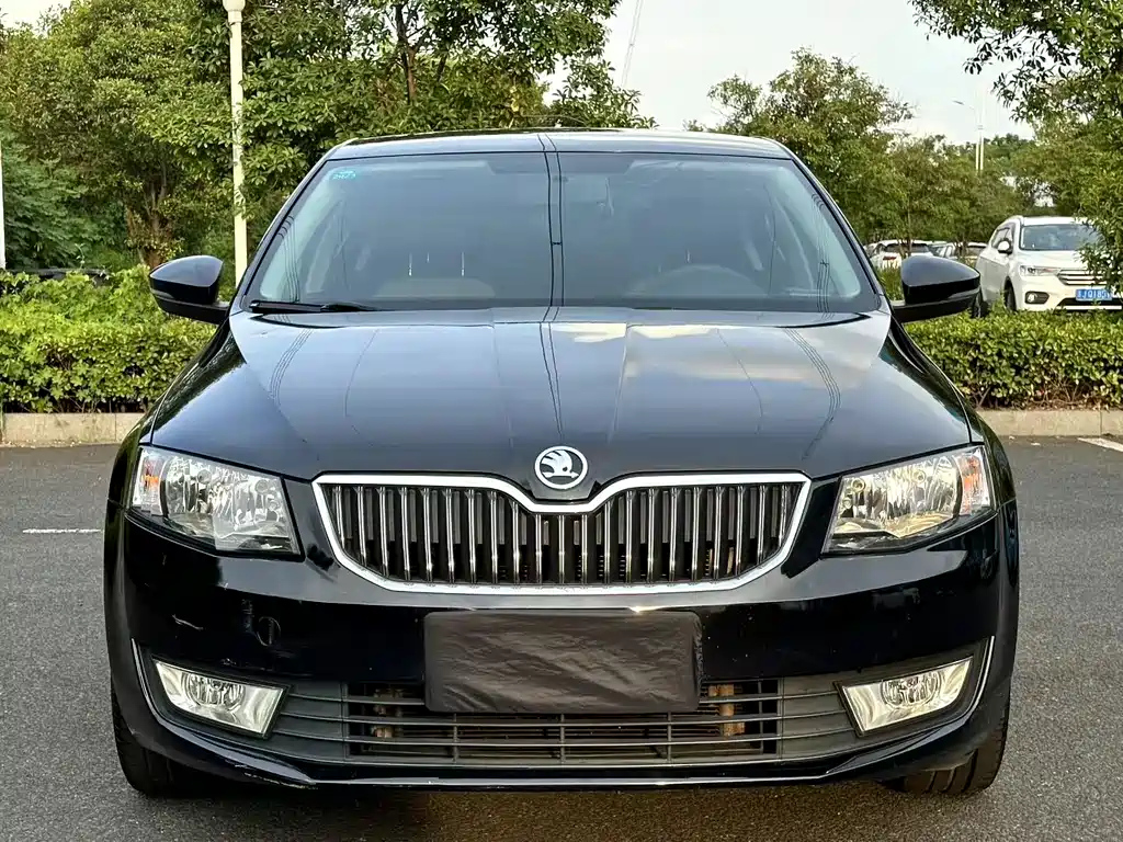SKODA OCTAVIA 2016