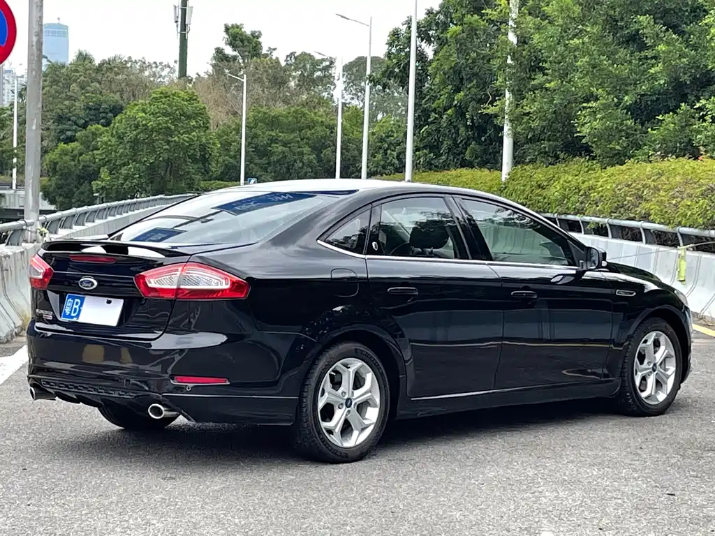 FORD MONDEO - WINNER 2012